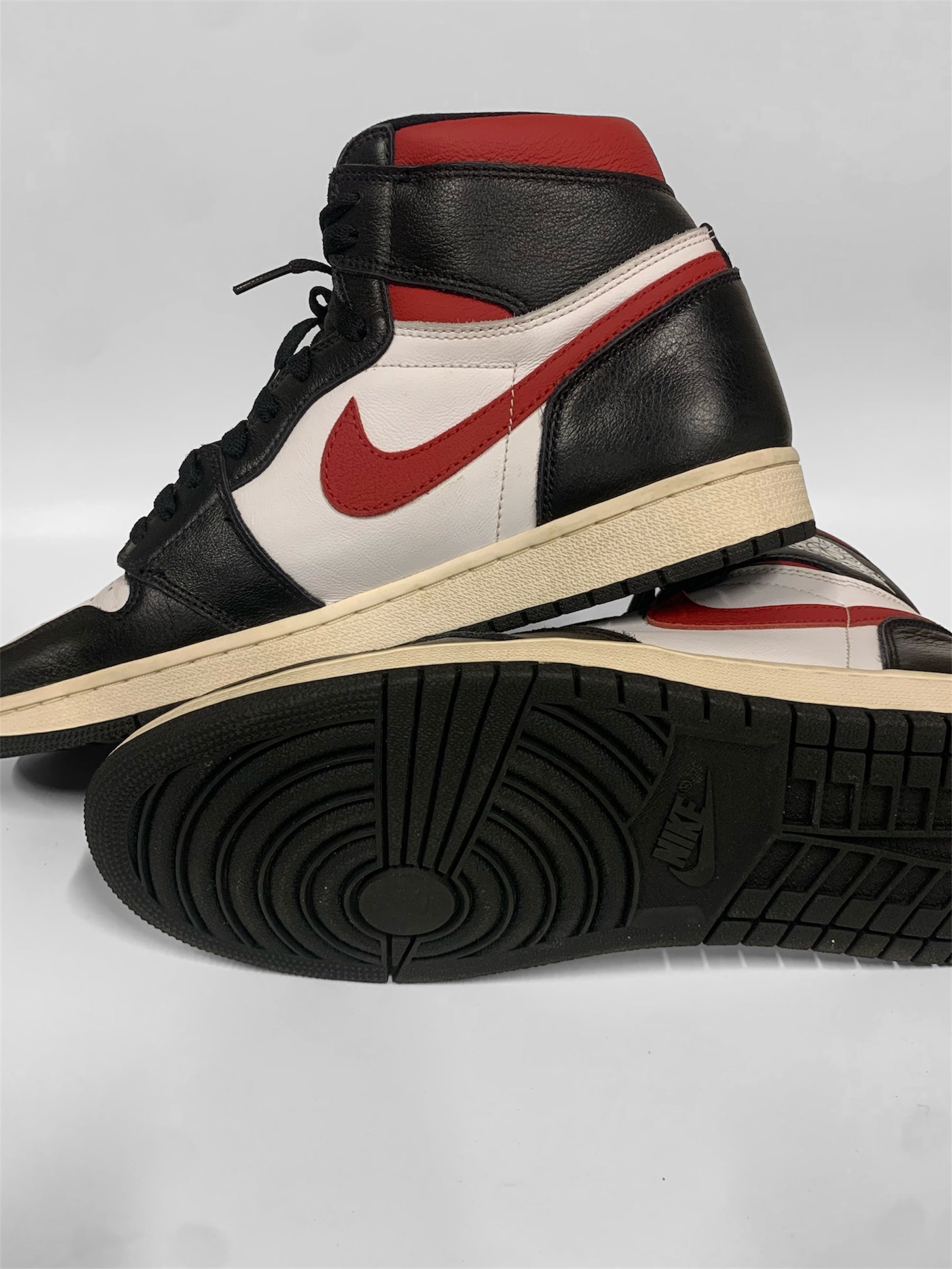 Air Jordan 1 Retro High OG 'Gym Red'